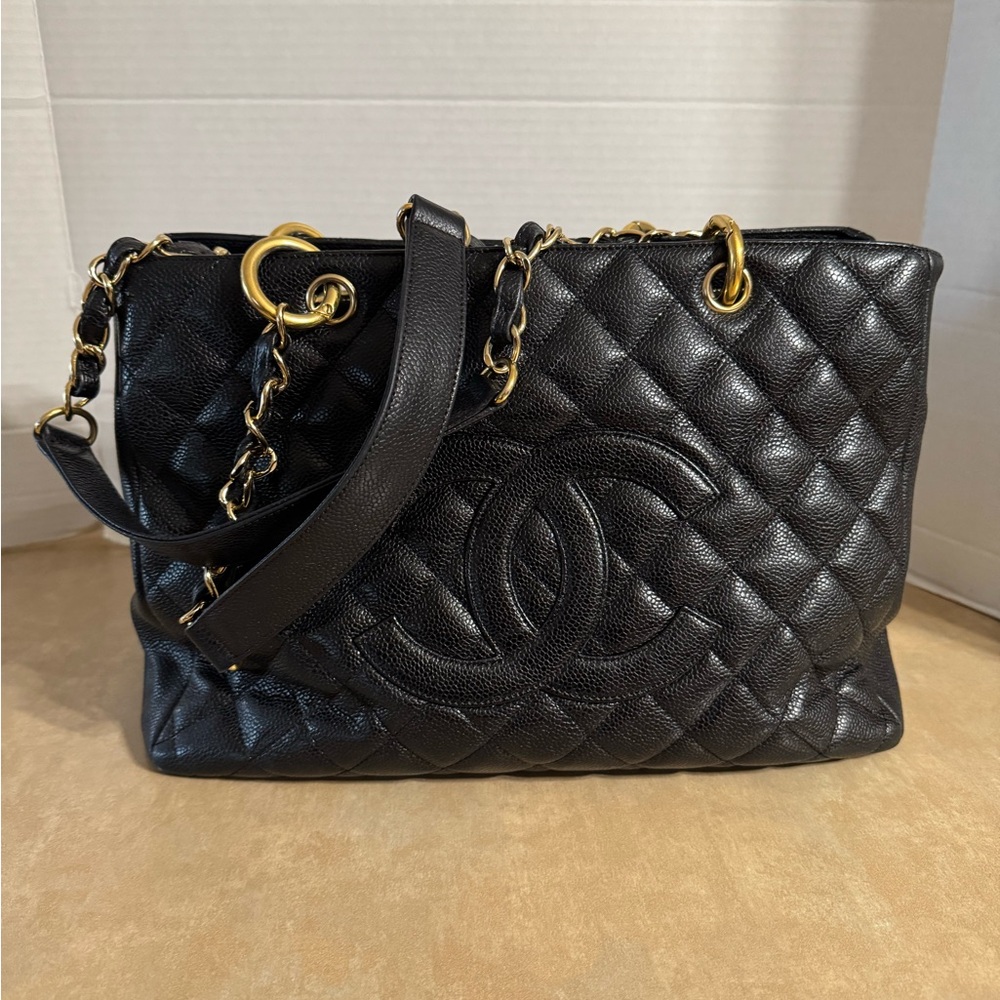 Chanel Caviar Quilted Grand Shopping Tote
